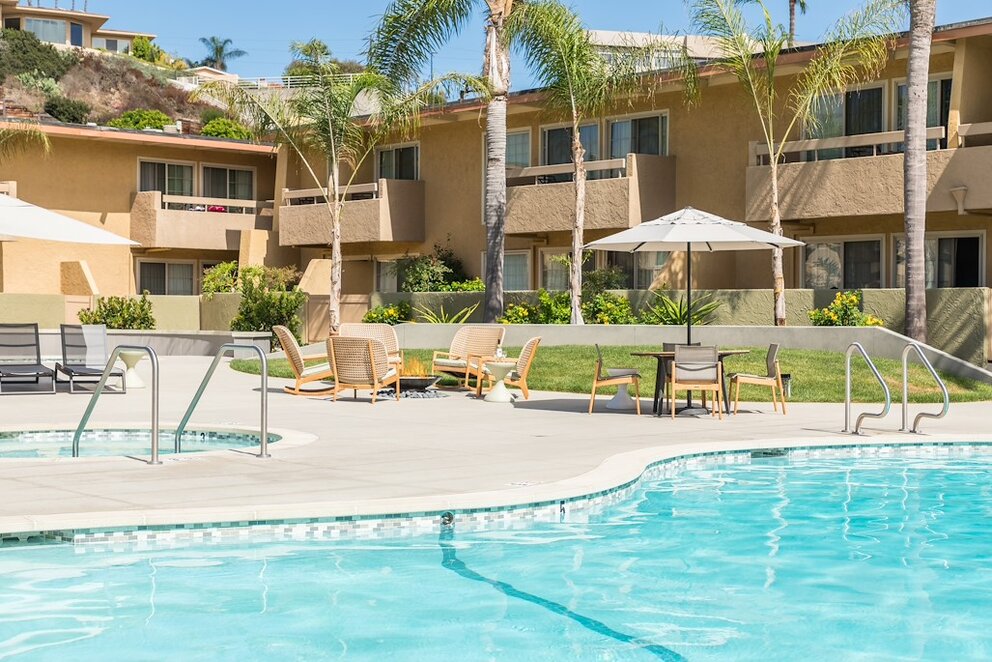 Solana Beach Hotel Photo Gallery | Winner's Circle Resort